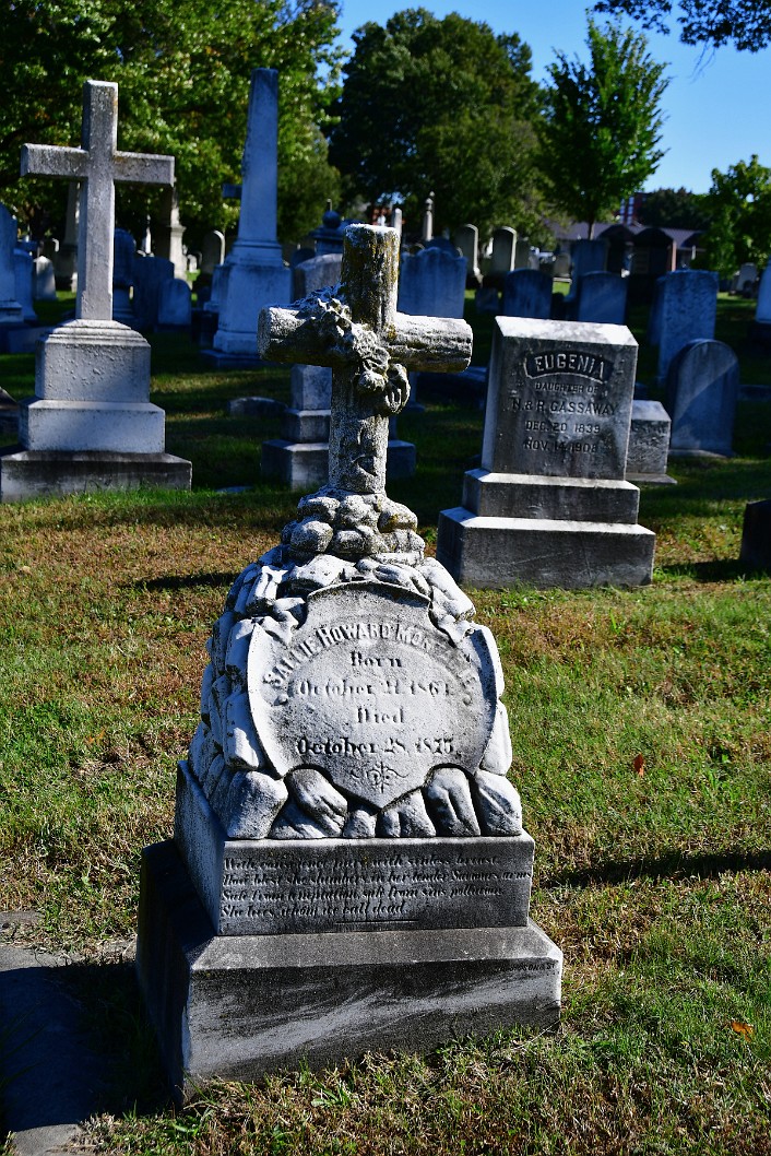 Sallie Howard Montague Grave